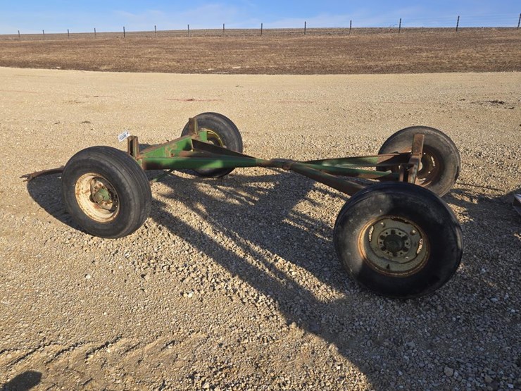 john-deere-1065-image-2