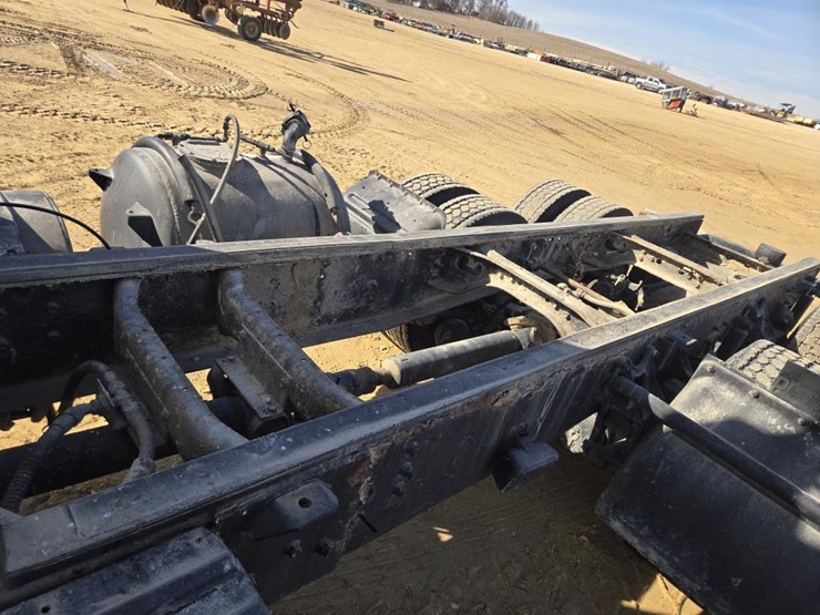 international-9-image-7