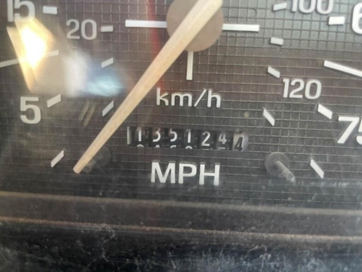 1996-ford-800-image-18