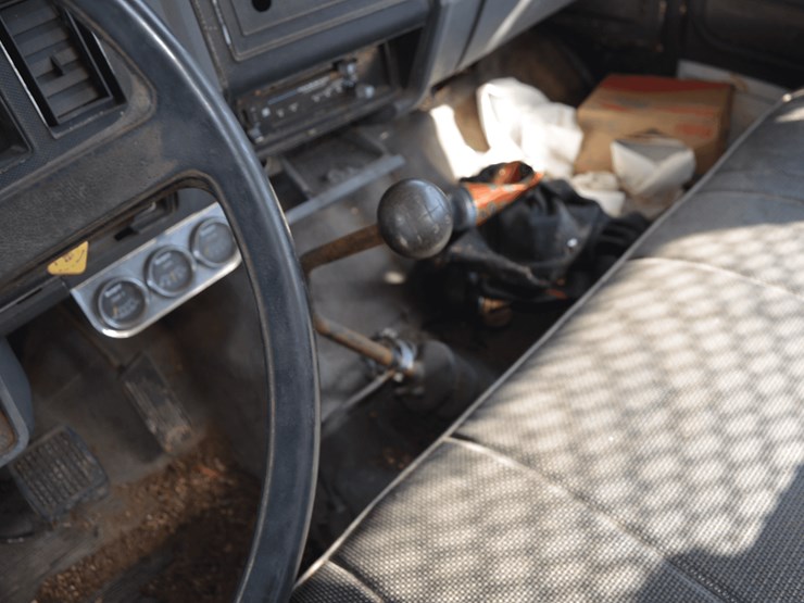 1986-ford-f700-image-25