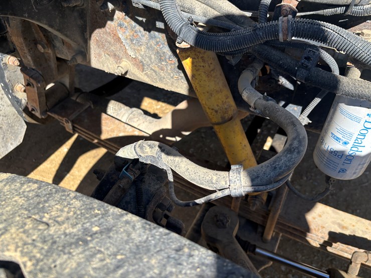 2009-peterbilt-340-image-71