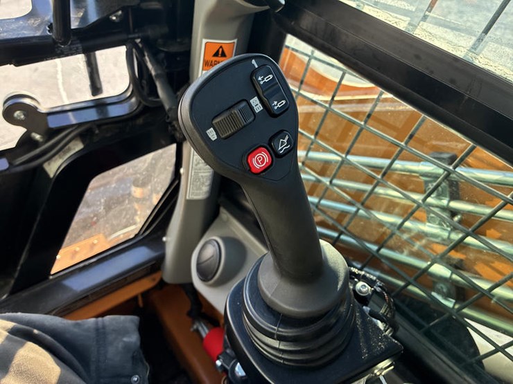 2024-case-tv620b-image-65