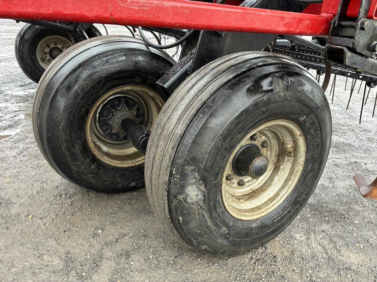 case-ih-tigermate-200-image-21