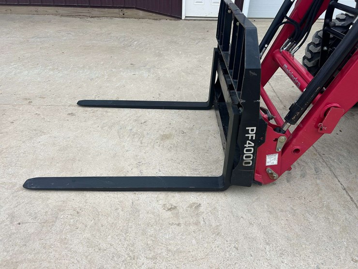 2019-mahindra-3540-hst-image-11