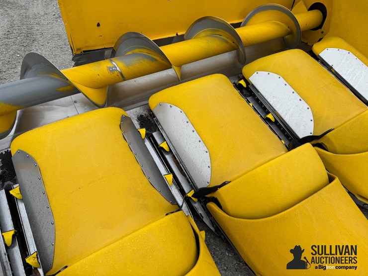 2005-new-holland-98c-image-19