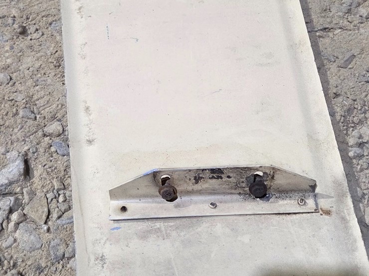 #4273-•-semi-truck-visor-image-3