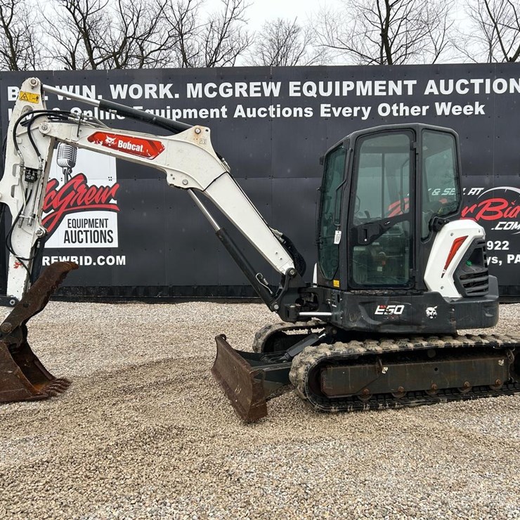 2022 BOBCAT E50