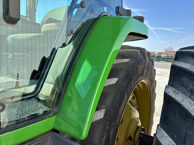 1995-john-deere-8300-image-33