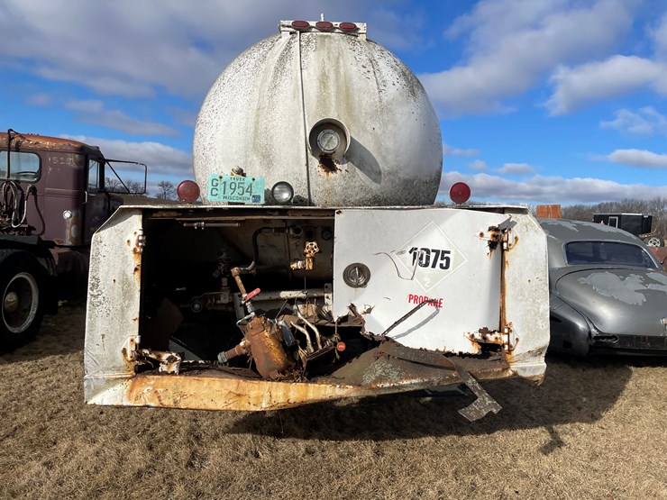 1970-chevrolet-c70-image-5