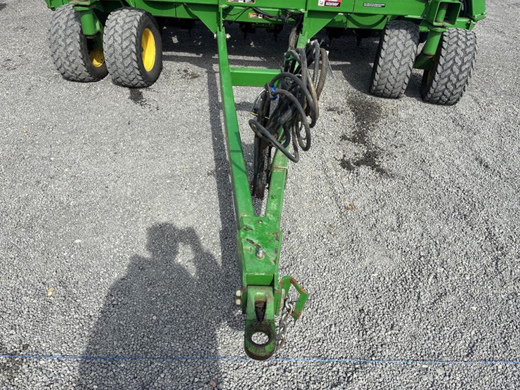 2005-john-deere-1690-image-12