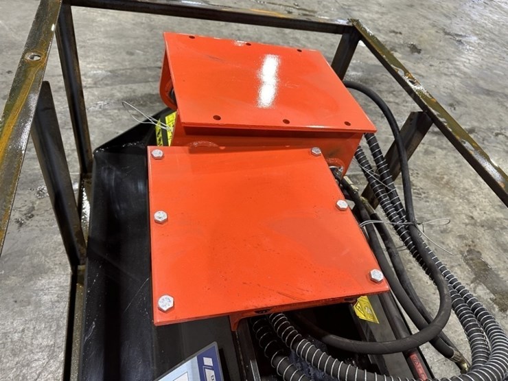 2026-caterpillar-307-image-5