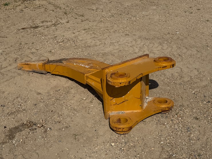 caterpillar-320-image-3