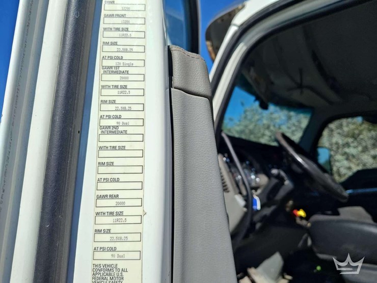 2019-kenworth-t880-image-26