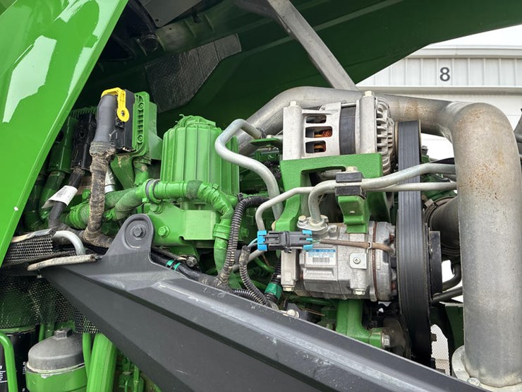 2021-john-deere-8rx-410-image-75