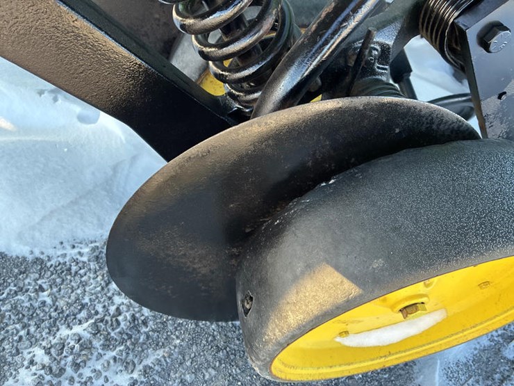 john-deere-750-image-22