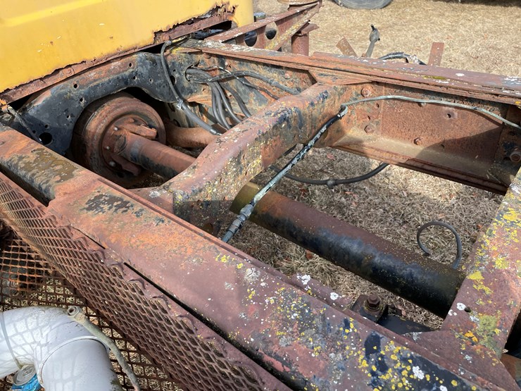 1963-mack-b61-image-24