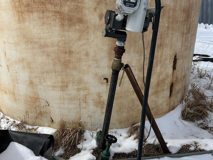 10,000-gallon-fuel-tank-w/pump-image-2