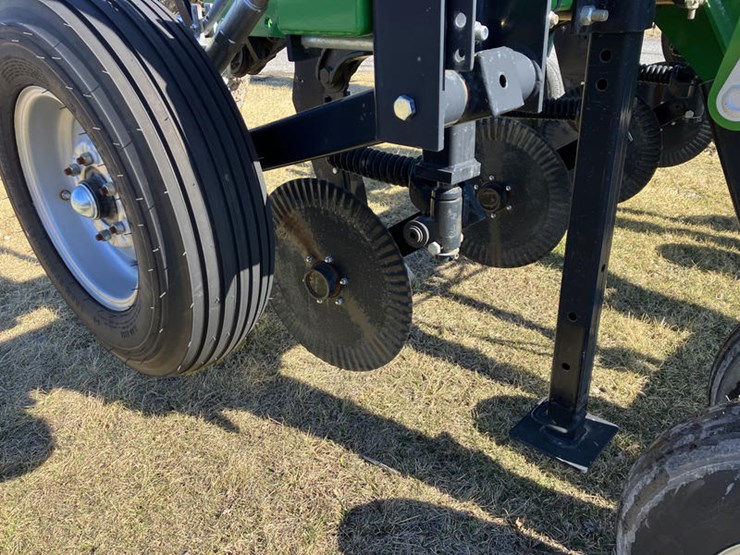 2021-unverferth-zonebuilder-132-image-5