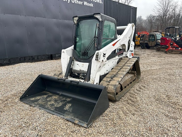 2019-bobcat-t870-image-8