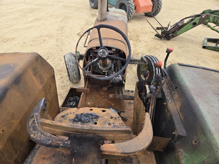 john-deere-4230-image-10