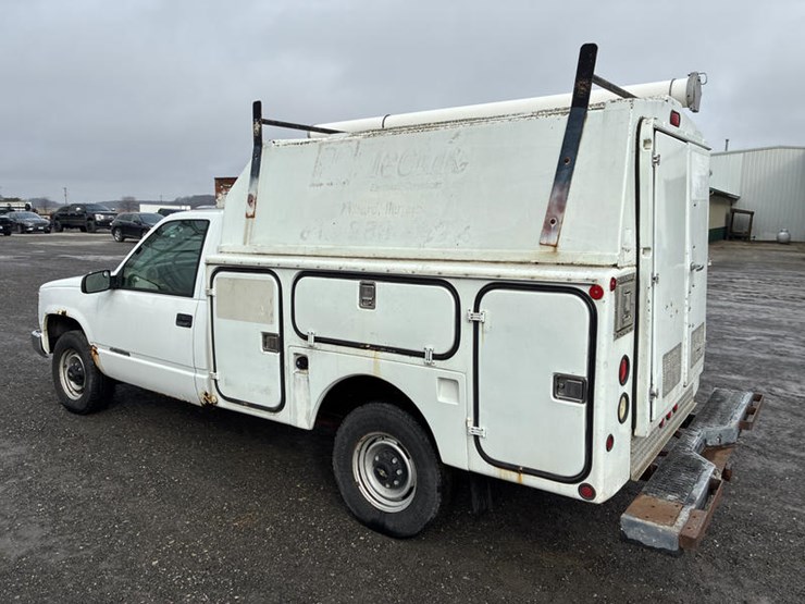 2000-chevrolet-2500-image-21