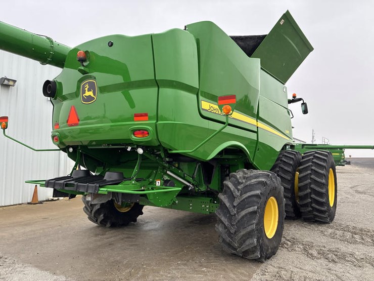 2017-john-deere-s680-image-5