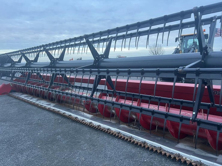 2011-case-ih-3020-image-8