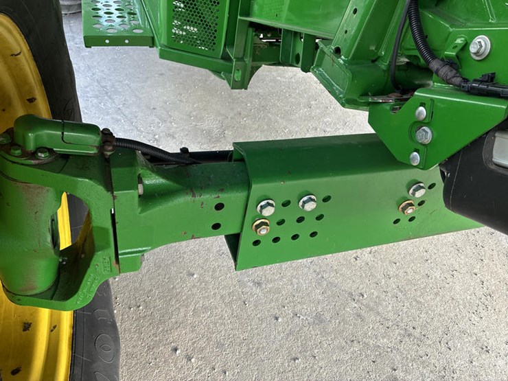 2015-john-deere-s670-image-46