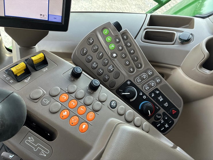 2015-john-deere-s670-image-104