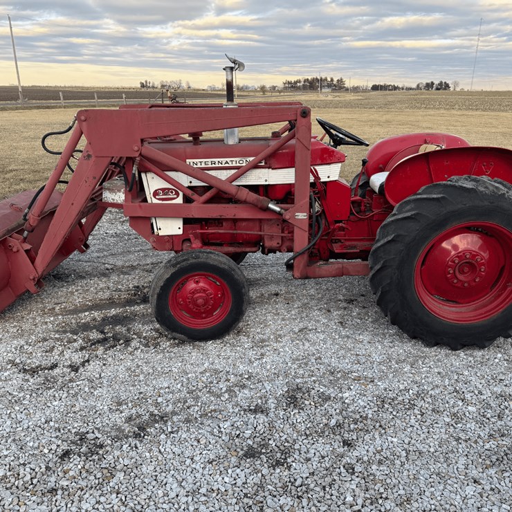 1960 INTERNATIONAL 340