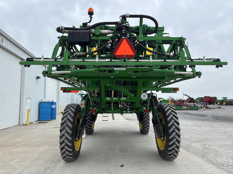 2021-john-deere-r4030-image-7