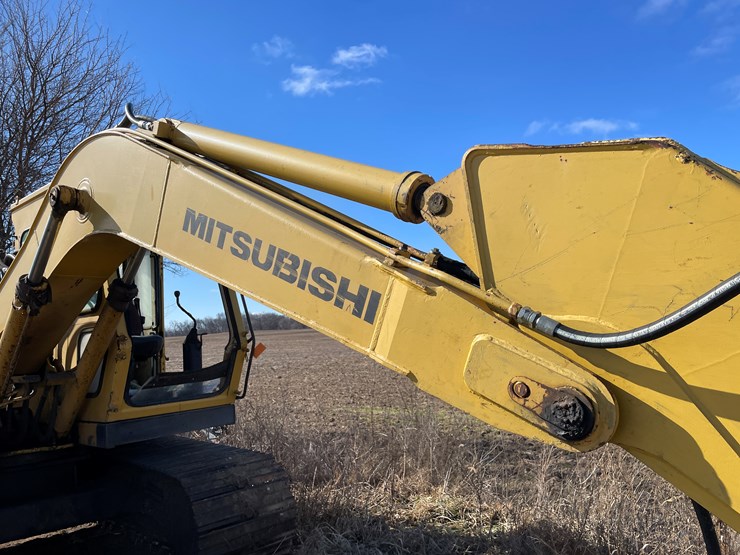 mitsubishi-ms090-8-image-11