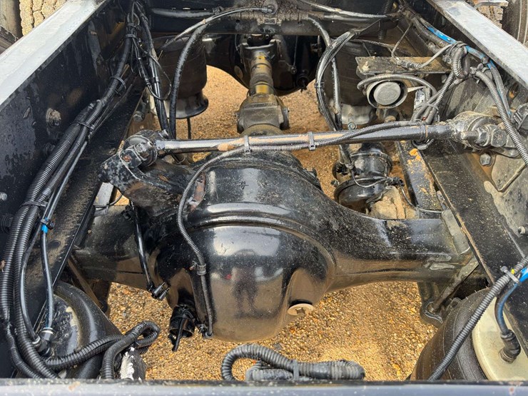 2017-western-star-4700-image-25