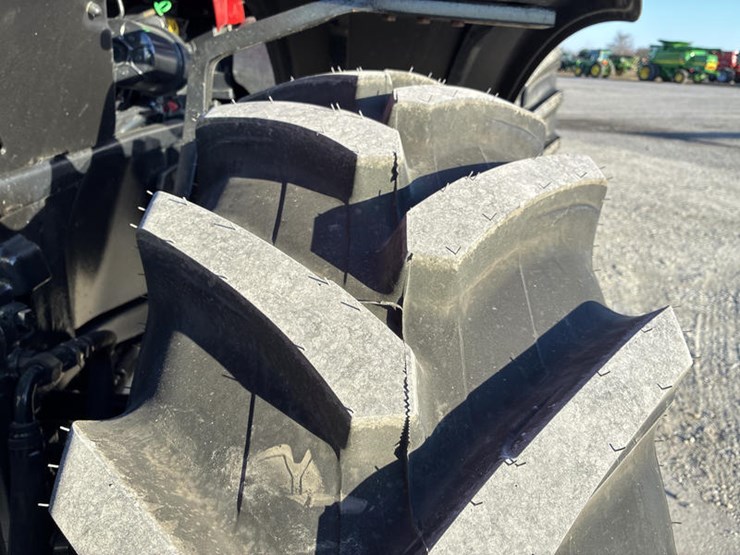 2024-case-ih-magnum-310-afs-connect-image-41
