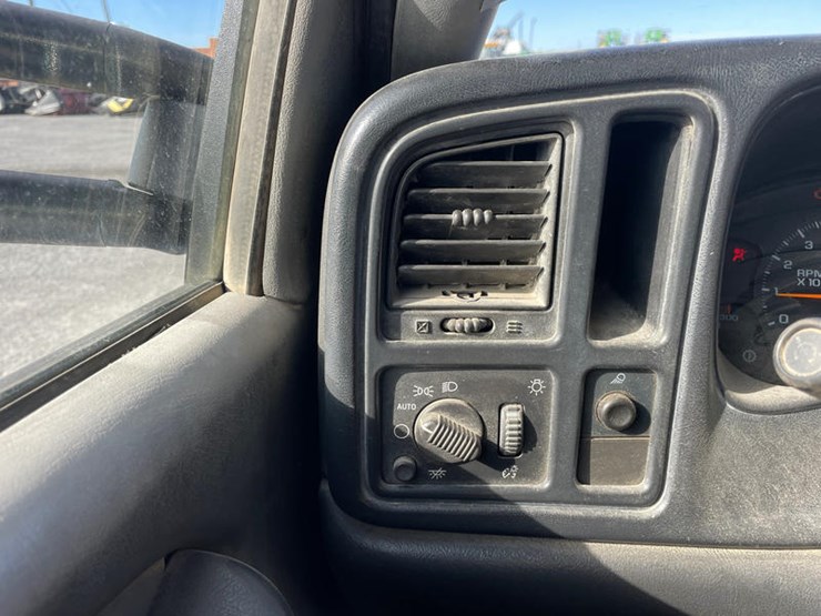 2007-chevrolet-2500hd-image-36