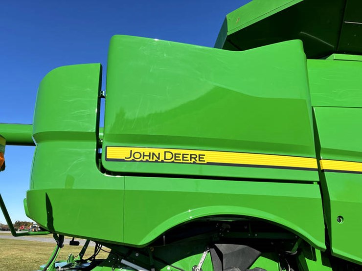 2017-john-deere-s680-image-46