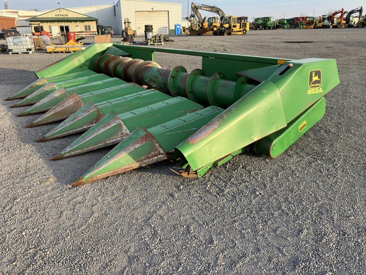 1984-john-deere-853a-image-1