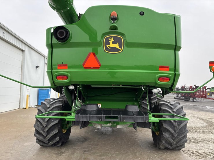 2017-john-deere-s680-image-6