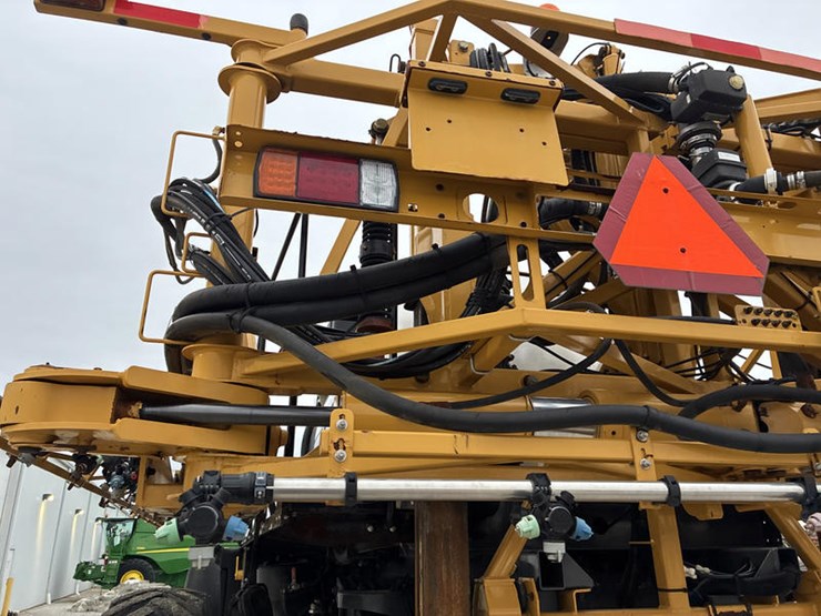 2015-ag-chem-rg1100-image-38