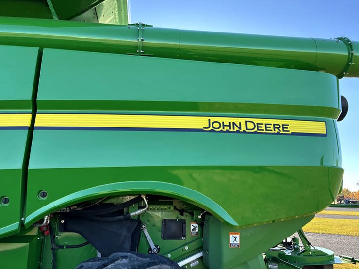 2017-john-deere-s680-image-42