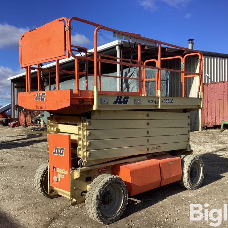 JLG 4069LE