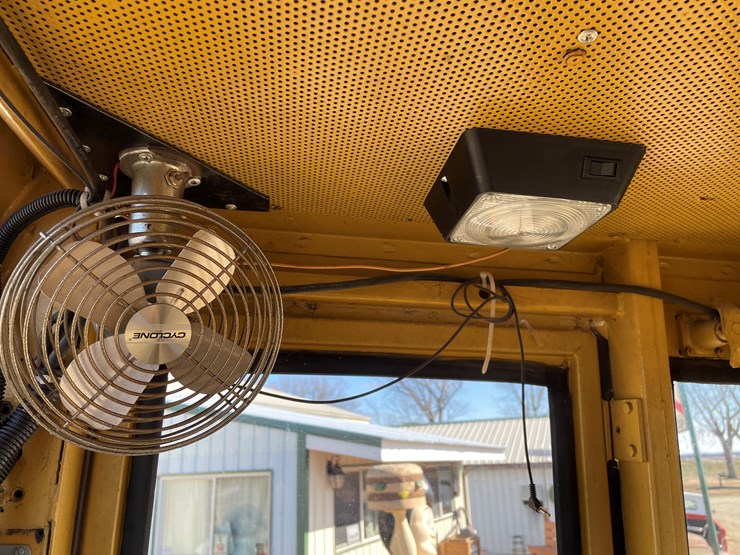 caterpillar-966c-image-41