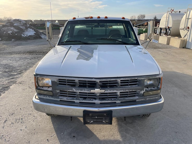 1997-chevrolet-3500-image-10