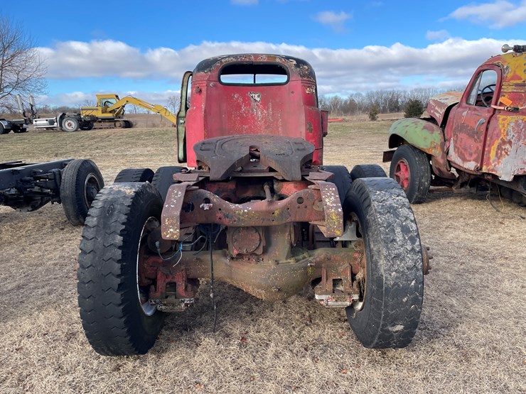 #4209-•-mack-truck-frame-image-5