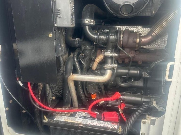 2019-doosan-g50wd0-3a-t4f-portable-generator-image-15