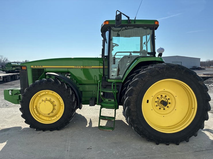 1995-john-deere-8300-image-10