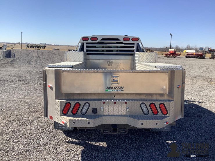 2023-ford-f250-lariat-image-7