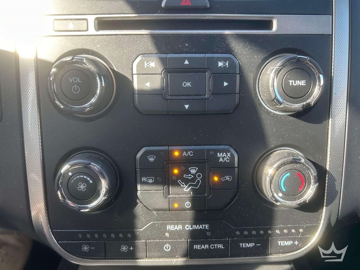 2017-ford-expedition-image-18