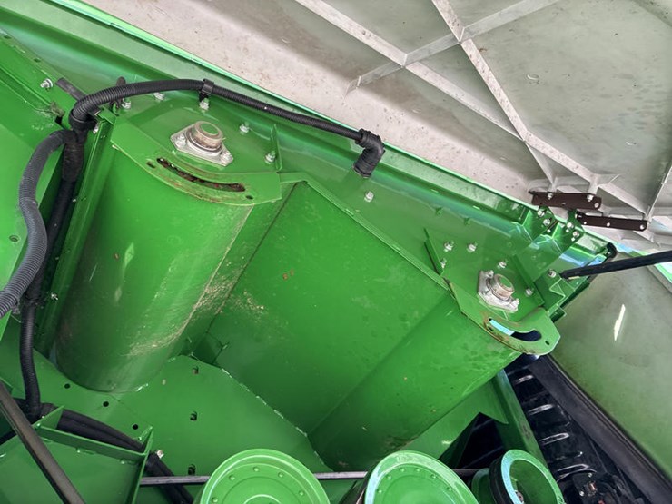 2015-john-deere-s670-image-82