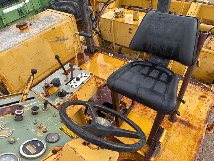 caterpillar-ss-250-image-14